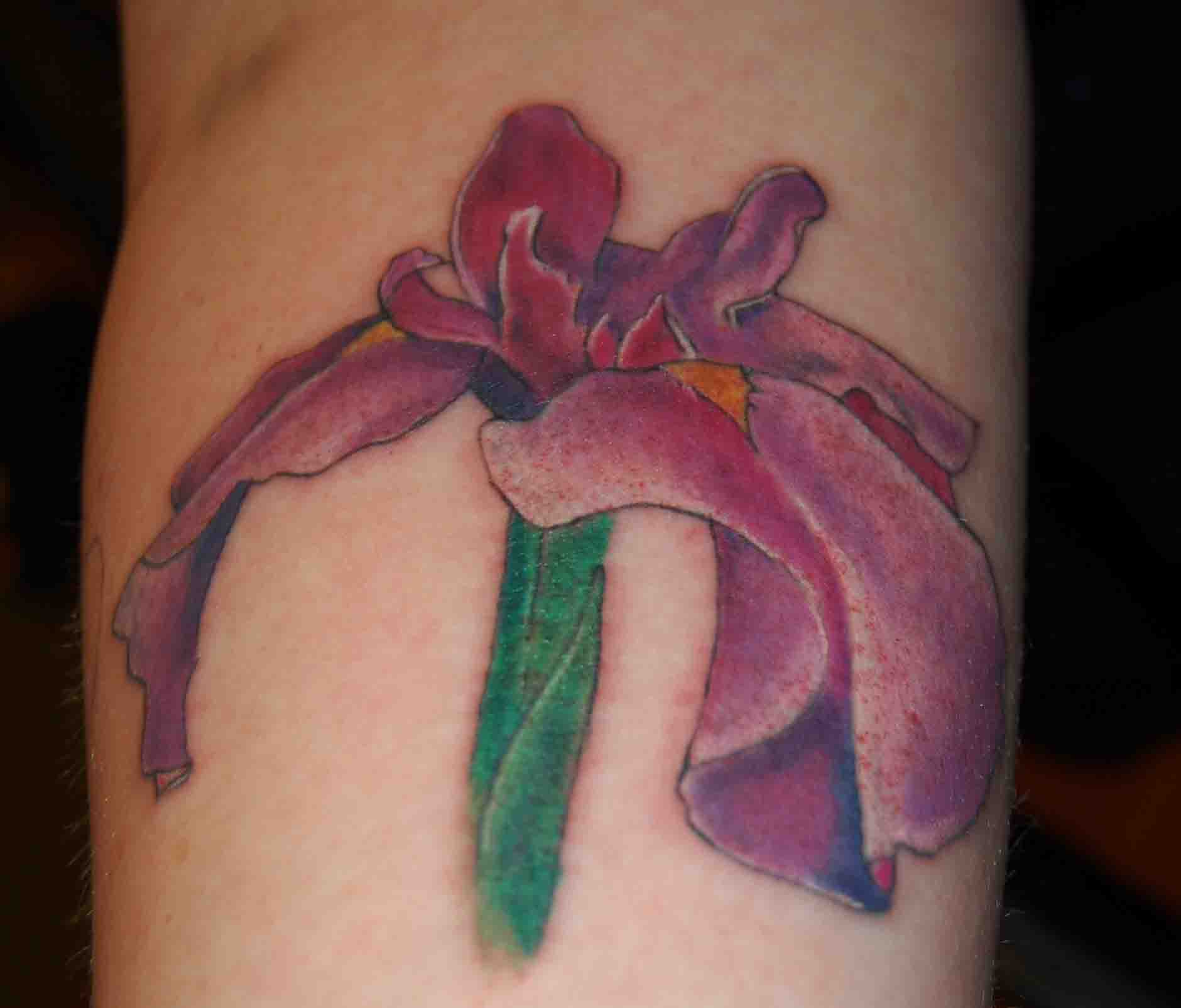 tattoos with iris flowers